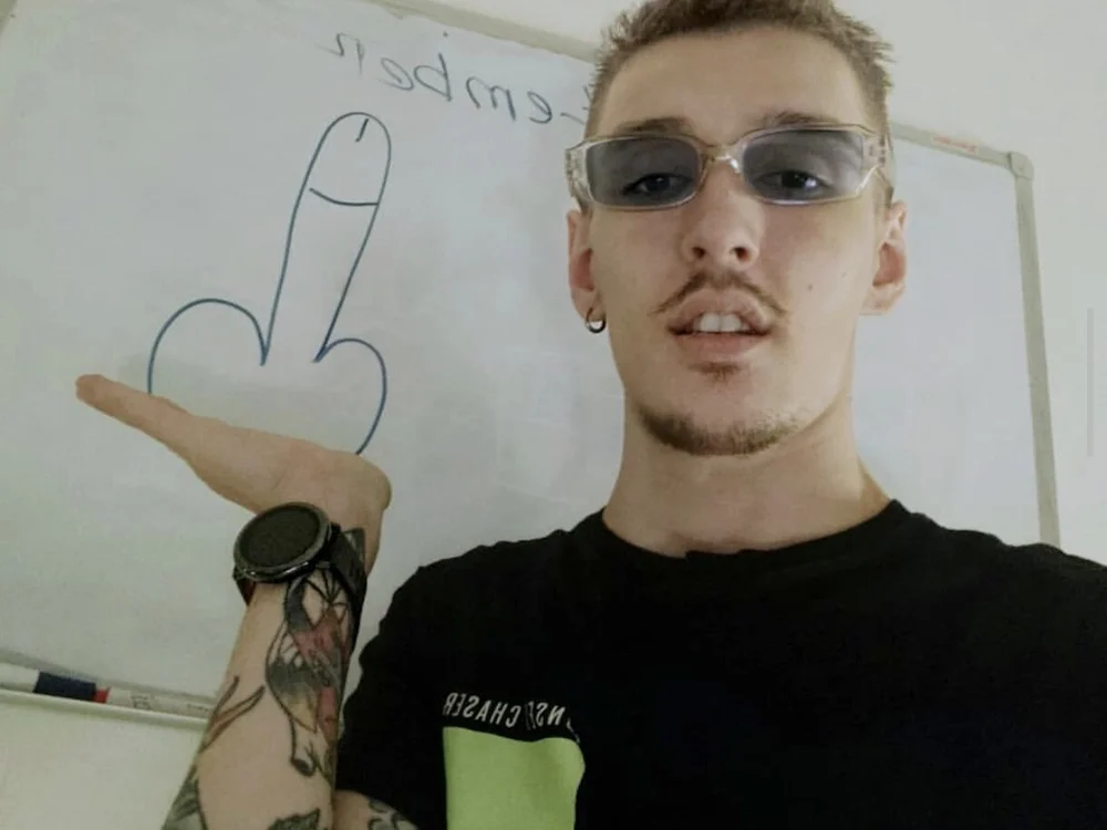 aihybryd's Offline Chat Room