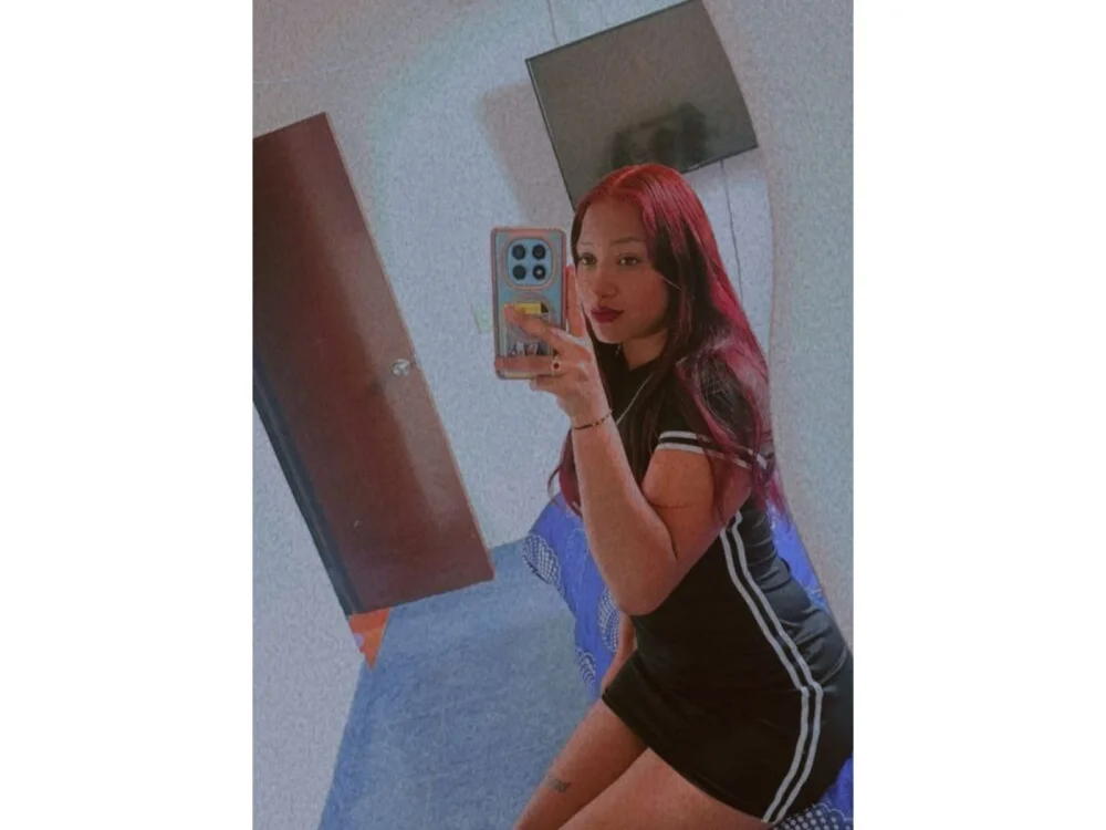 Chatroom XXX hors ligne de Sky18_