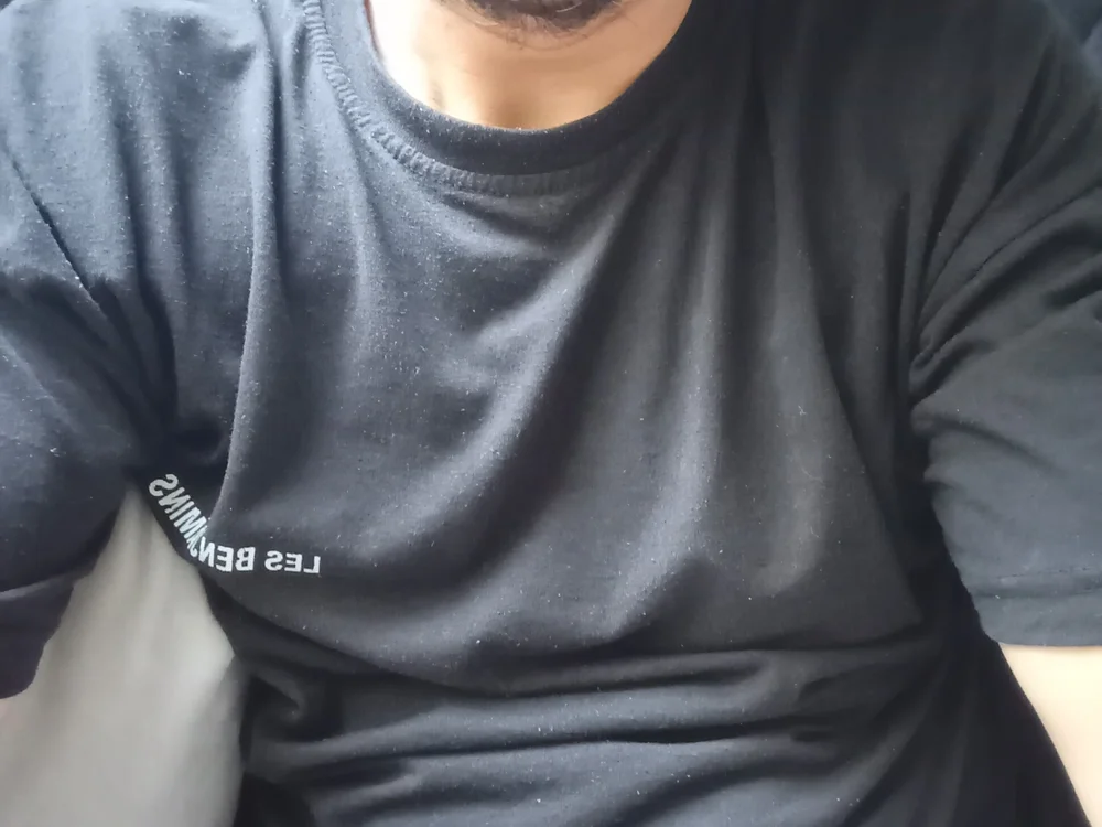 dogaustu's Offline Chat Room
