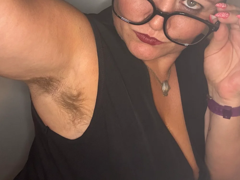 Hairyminka Chat XXX Ngoại tuyến