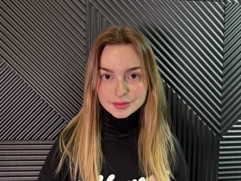 BrittFares' Offline Chat Room