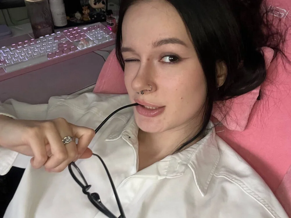 AuraaNova Offline XXX-Chat