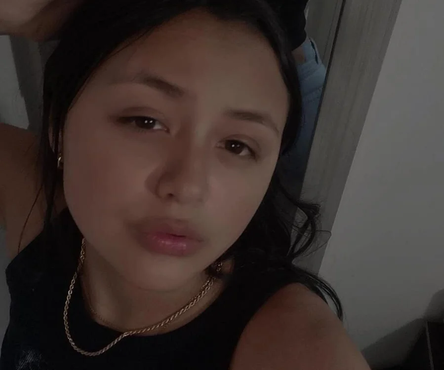 thalia_ecos' Offline Chat Room