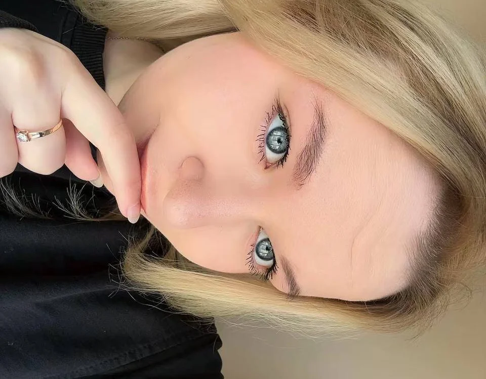 Adriana_Sweett Obrolan XXX Offline