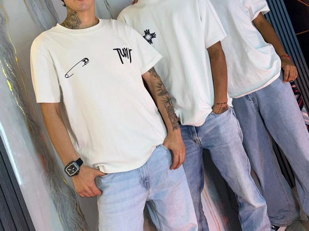 Chat XXX offline de guys_hard_cock19