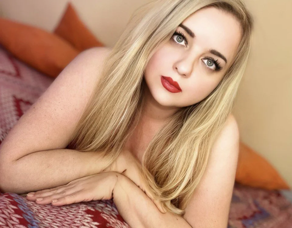 Mary_Mist's Offline Chat Room