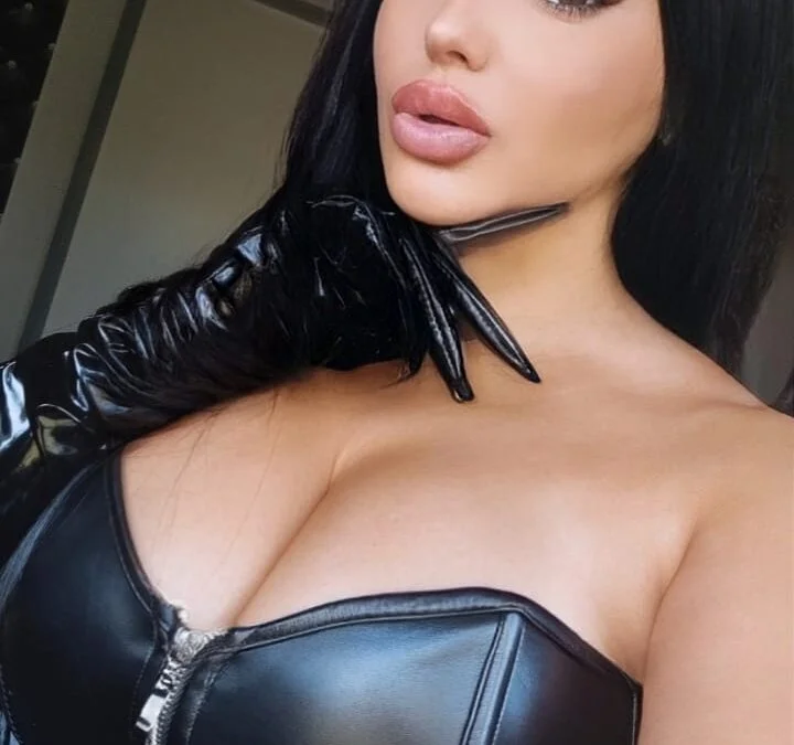 Blackpearlx666's Offline XXX Chat