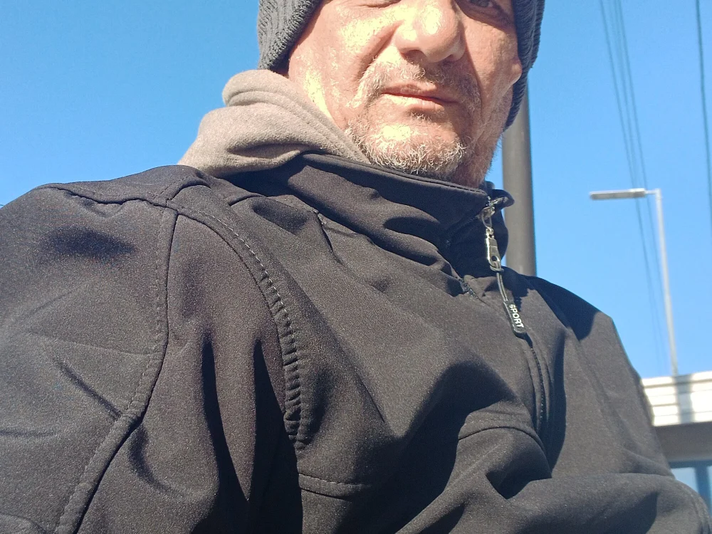 Herny1975 offline chatrum