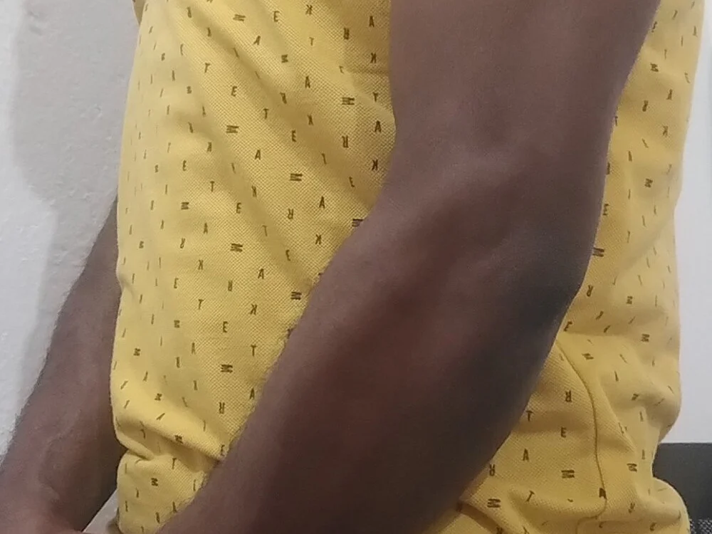 sarmiladude 离线XXX聊天