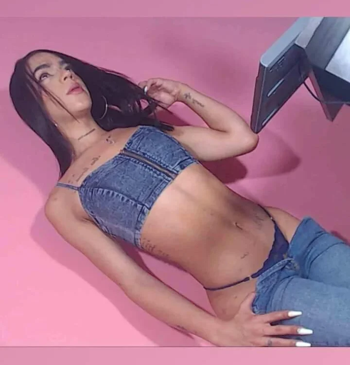 sofi_doll77 離線 XXX 聊天