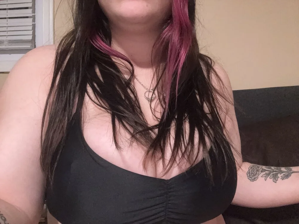 Chatroom XXX hors ligne de kinsiebaby