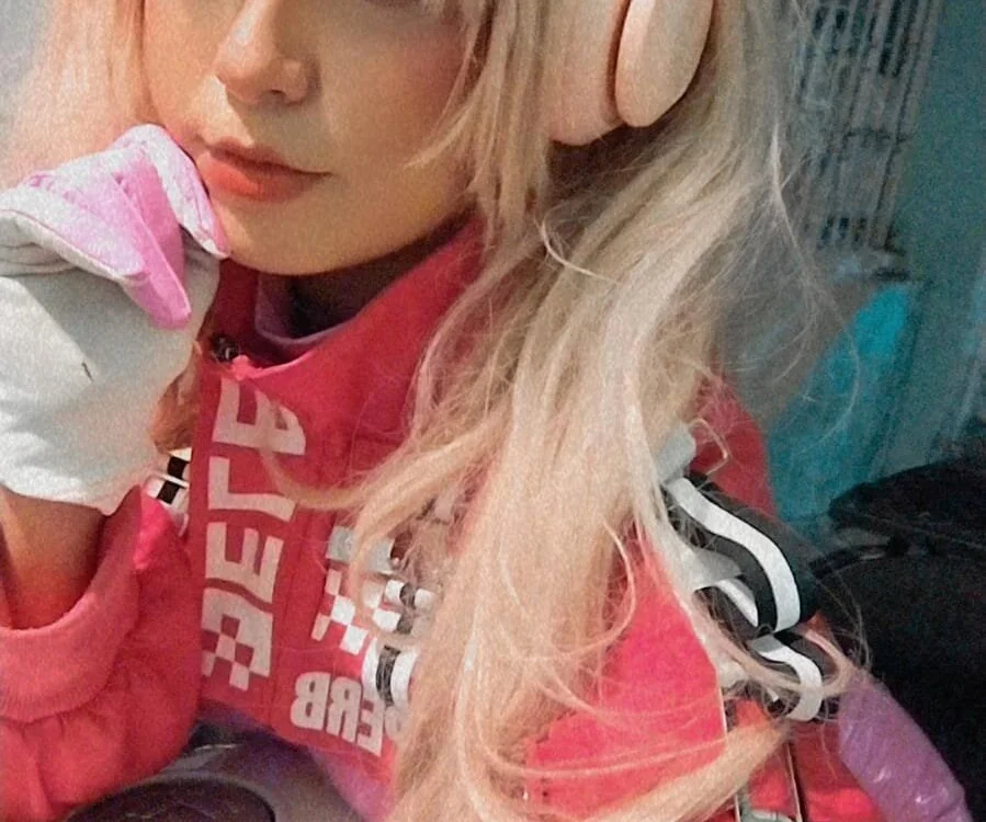 LunaSwift69 Offline Chatrum
