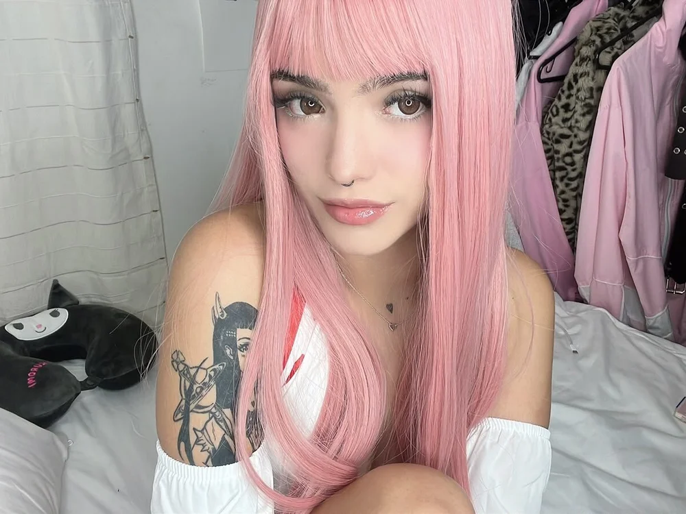 fairycam_'s Offline Chat Room