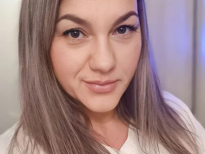 Ant0nina on StripChat