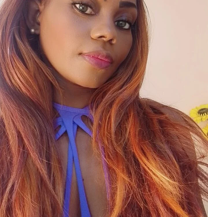 Offline XXX chat Miia_ferrarii