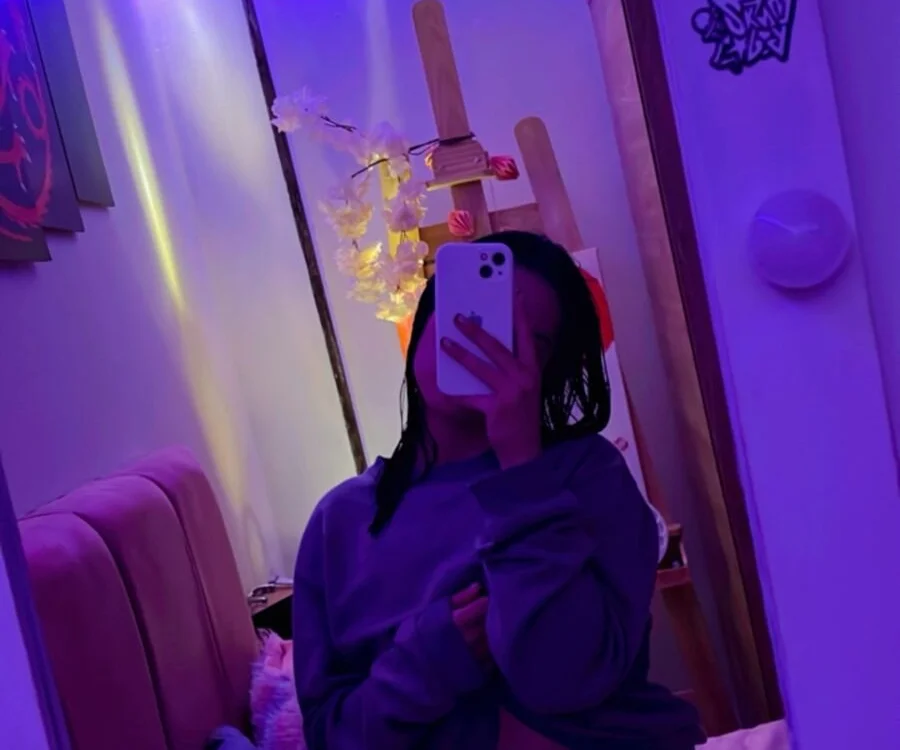 Mariana_santana cam model