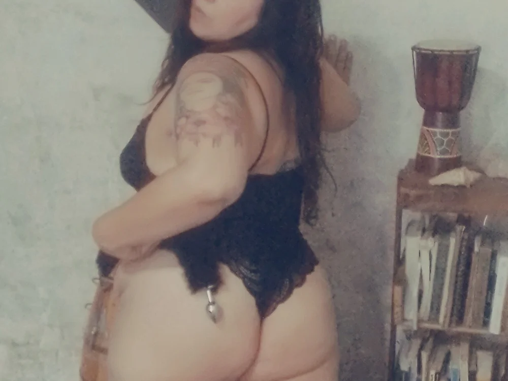 ห้องแชทออฟไลน์ของ aisha-milf