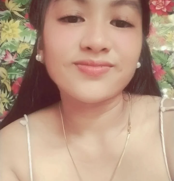 SweetKirsten69 Obrolan XXX Offline