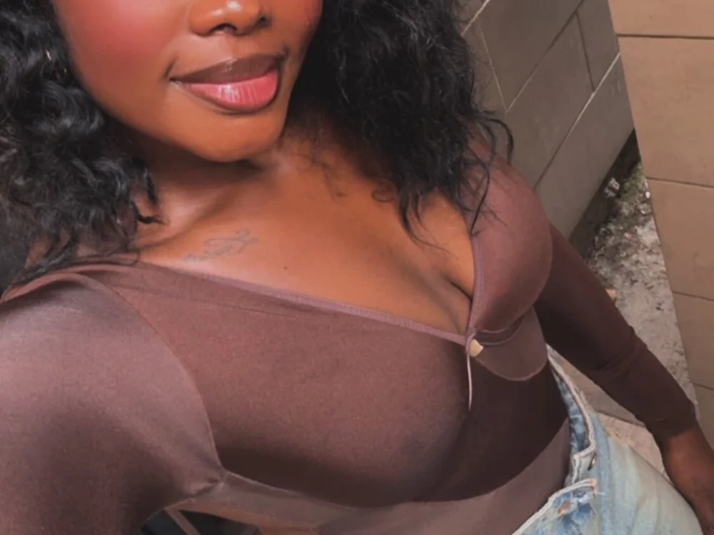 Chat XXX offline de abril_kenya