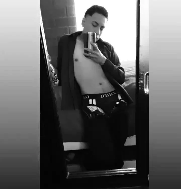 jake_hott1 offline XXX-chat