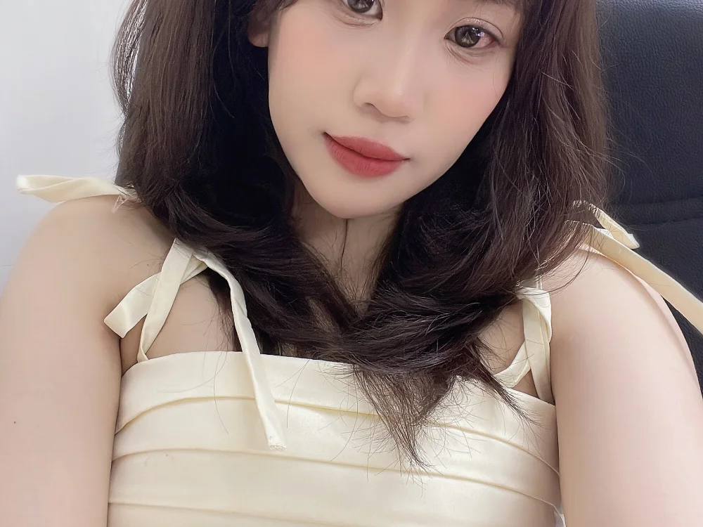 Junlee-'s Offline Chat Room