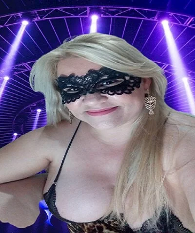 Poliana_Girl's Offline XXX Chat