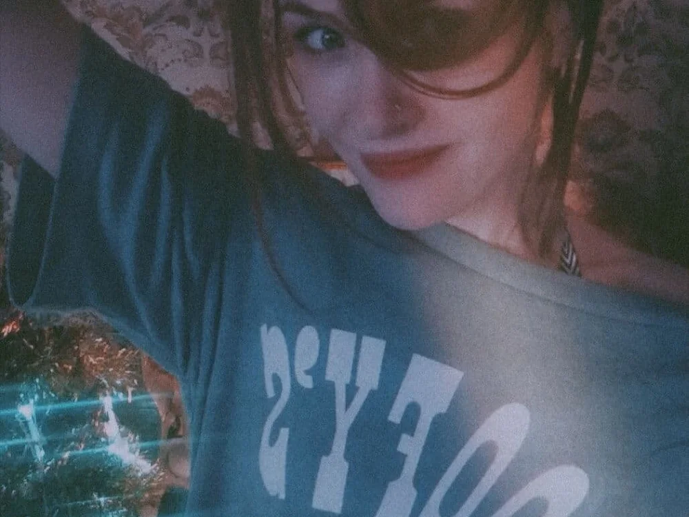 KrissCrystall Offline chatroom