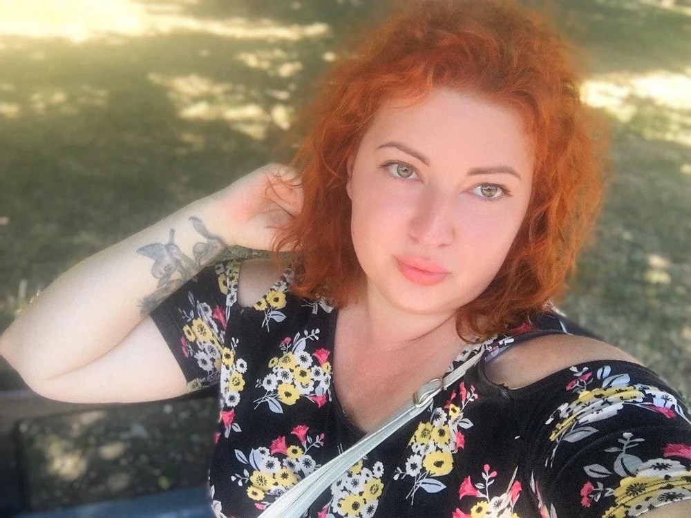 GingerBonita's Offline Chat Room
