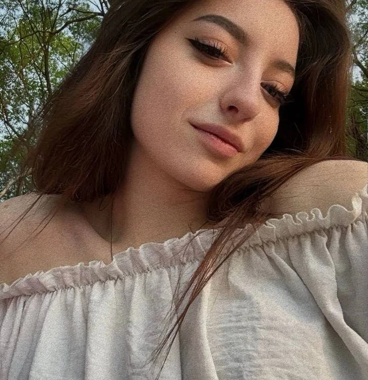 ClaudieZorzi's Offline XXX Chat