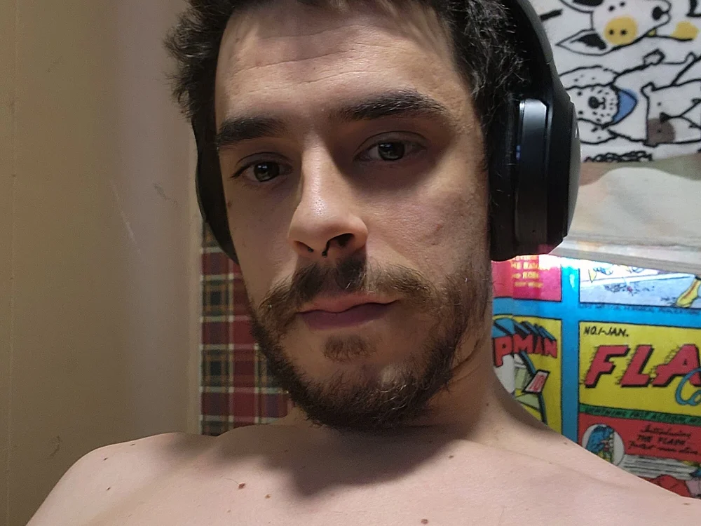 moeganja31 offline chatrum
