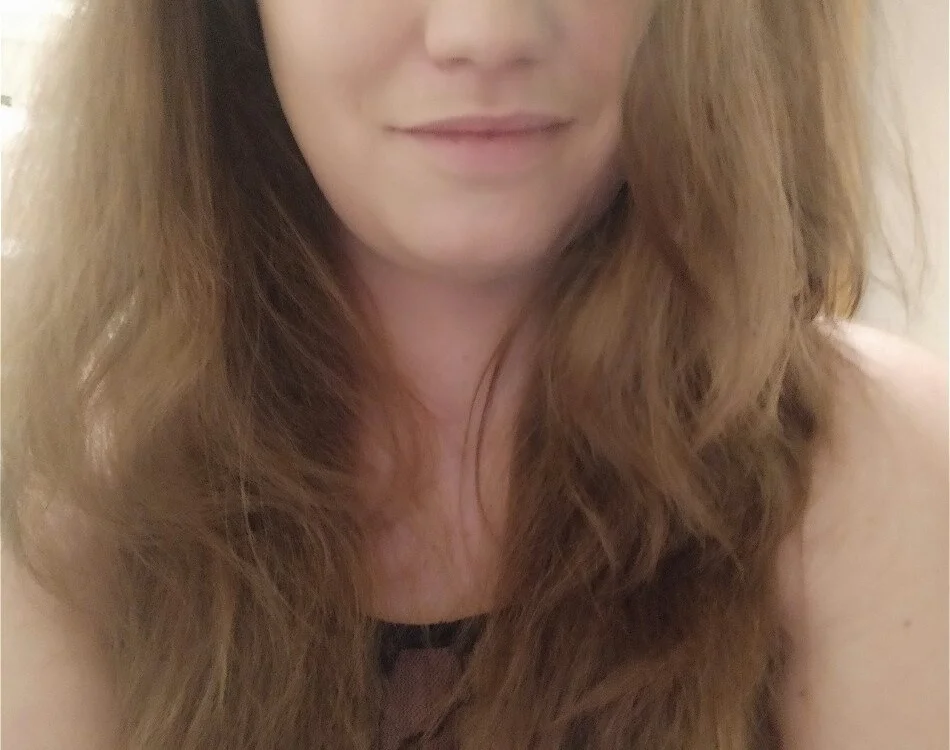AdrianaAlone offline chatrum