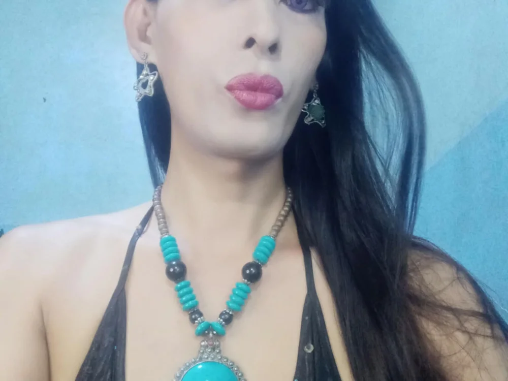 LADYmaaneCUM offline chatrum