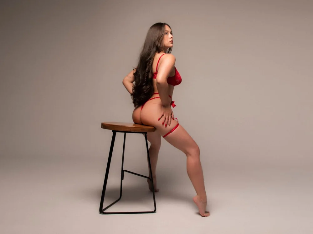 Isabelmotta_ cam model