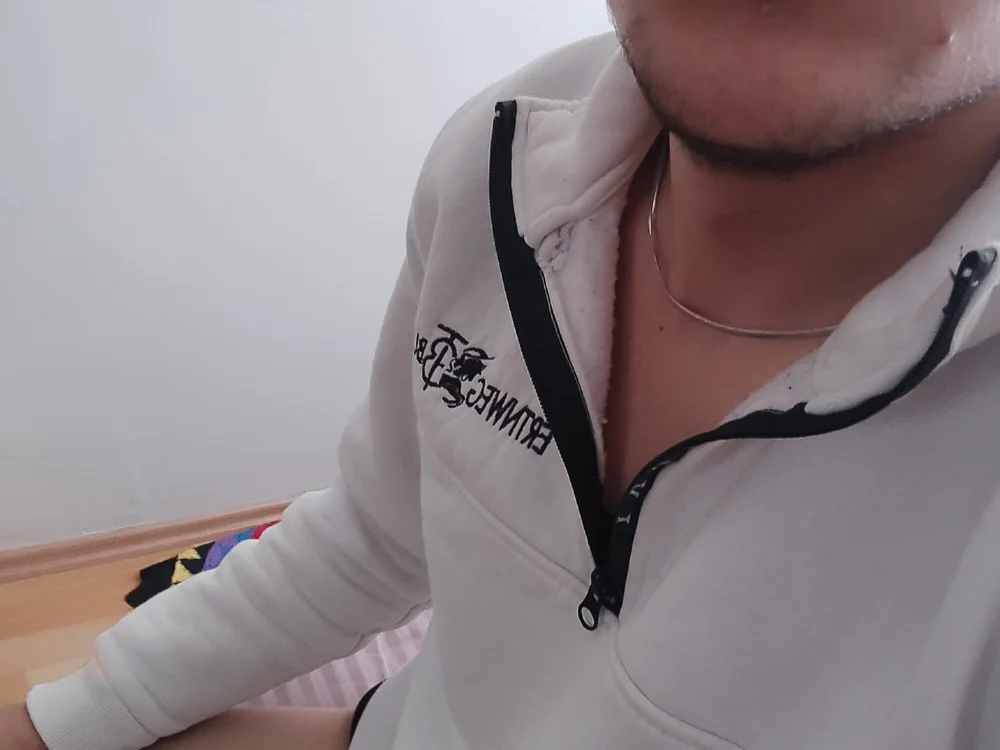 poxisjszx's Offline Chat Room