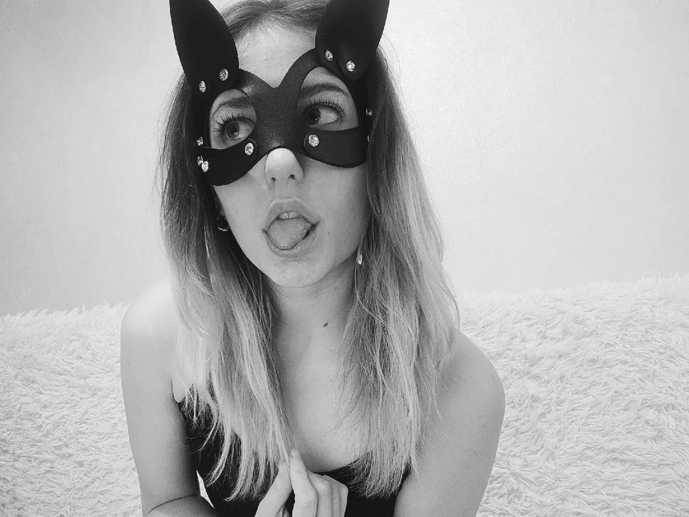 Lizzy__Davis' Offline XXX Chat