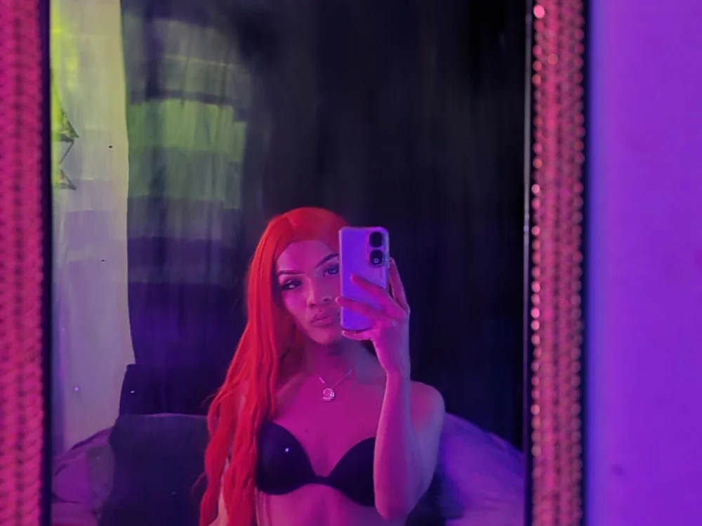 Chatroom XXX hors ligne de Isis_sexy__
