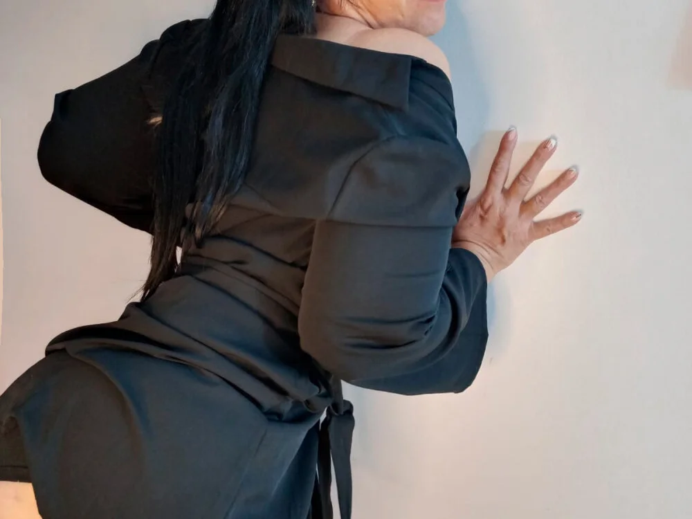 desire_matture's Offline XXX Chat