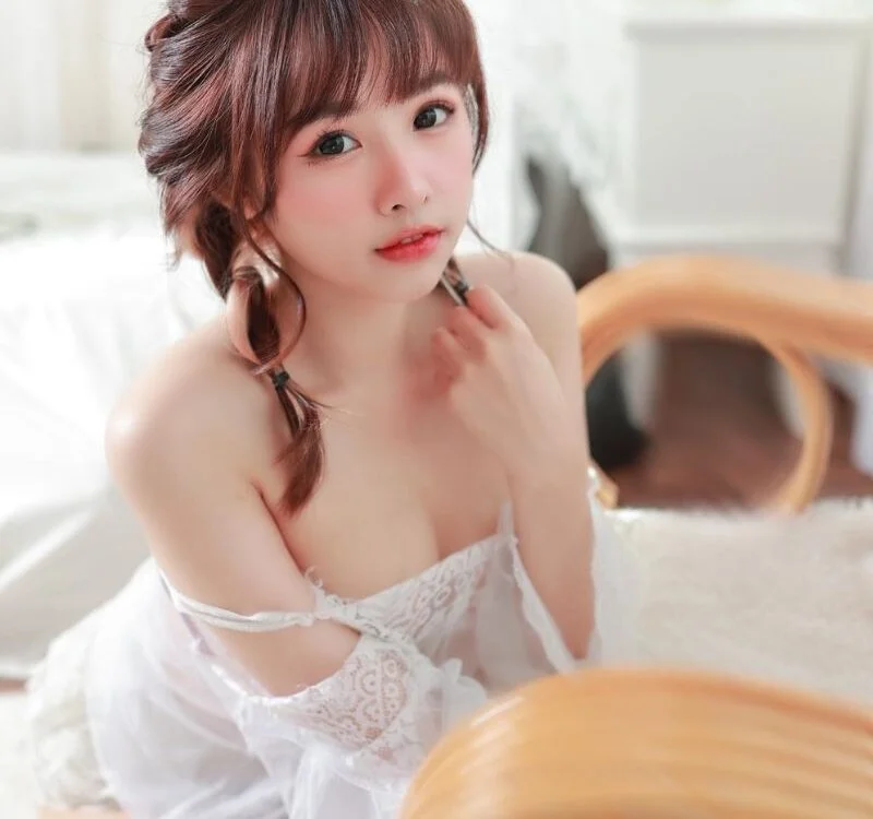 Autumn_hot1111: офлайн-секс-чат