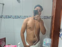 Drake08's webcam live show