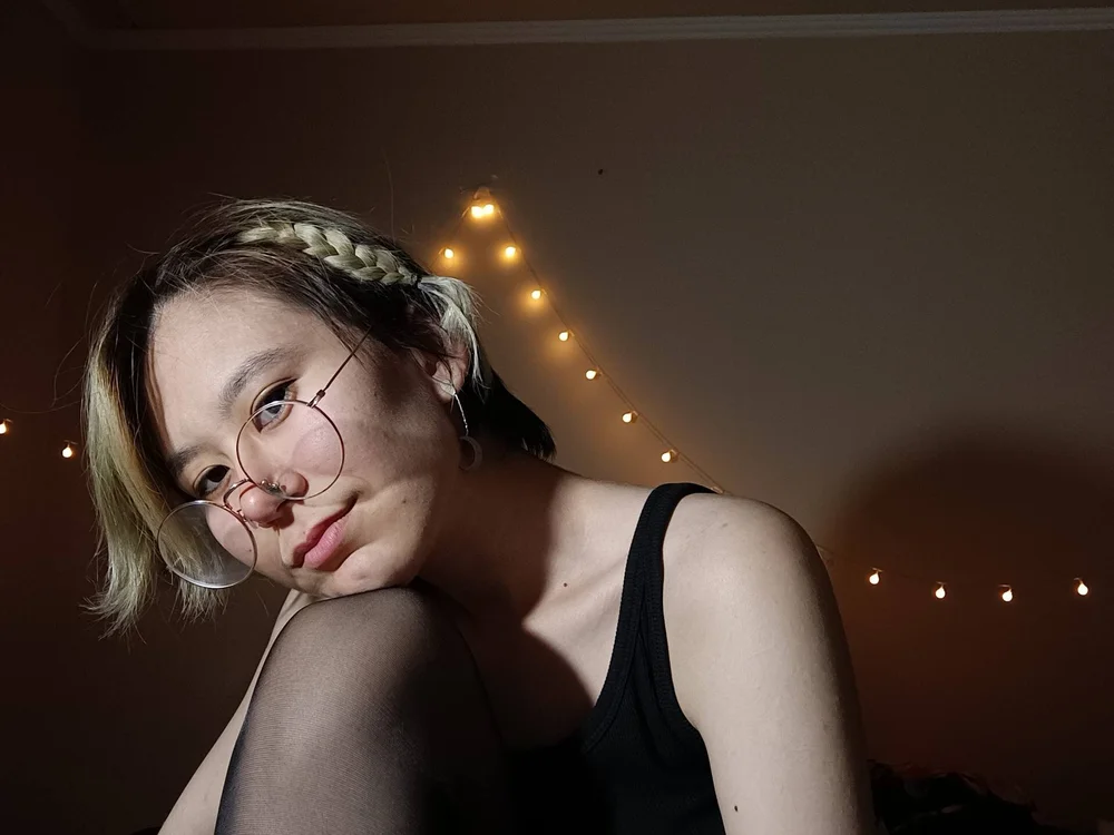 YonkoGirl's Offline Chat Room