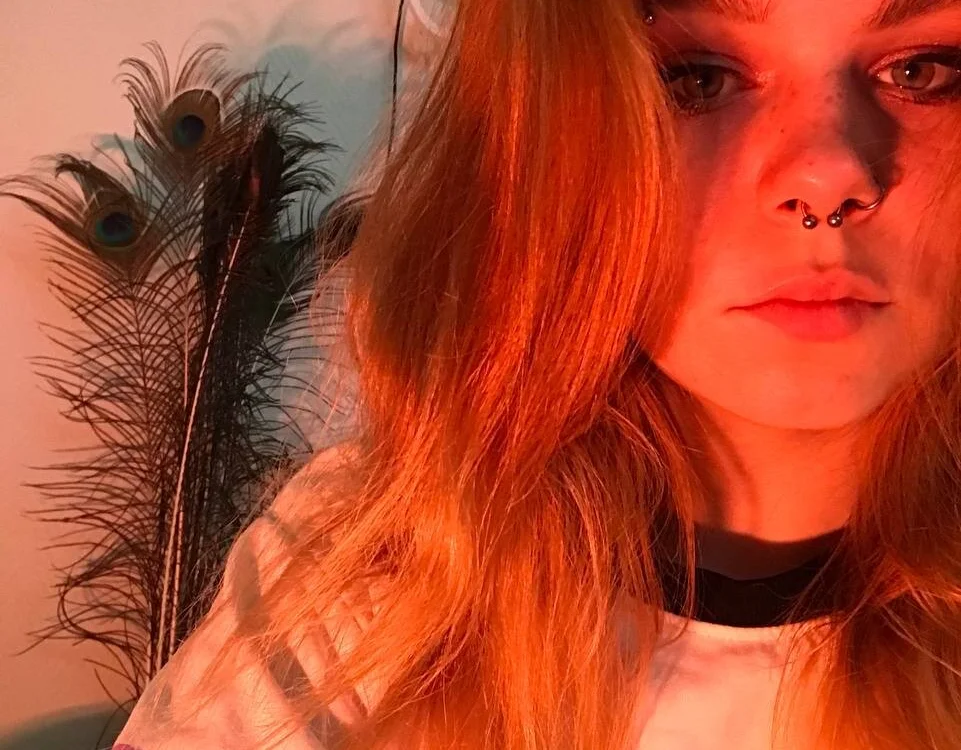 RozalineGross' Offline XXX Chat