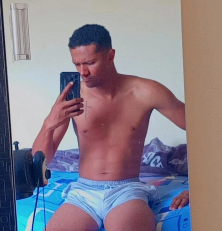 Enriquem24: συνομιλία ΧΧΧ εκτός σύνδεσης