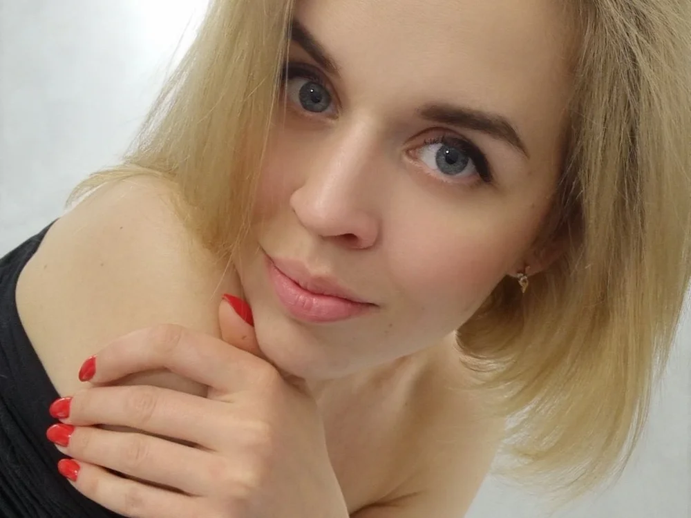 AleXXXaKiss offline chatrum