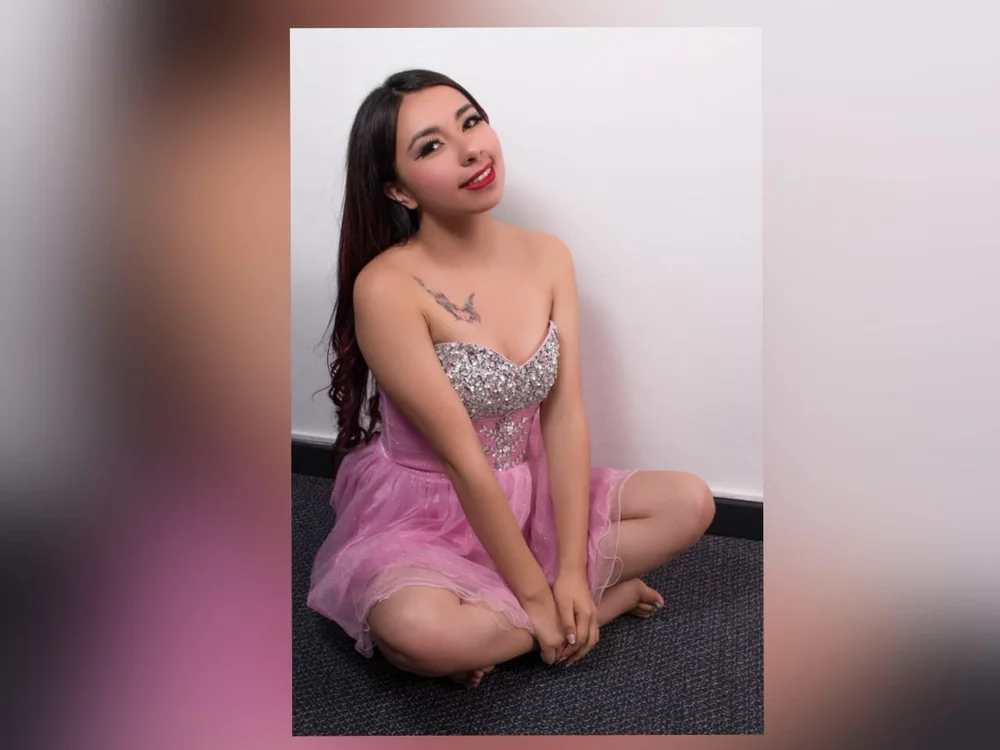 tani_love's Offline XXX Chat