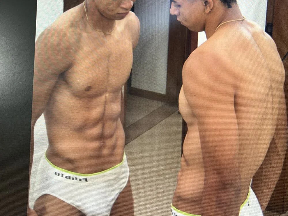 JoanG10 offline XXX-chat