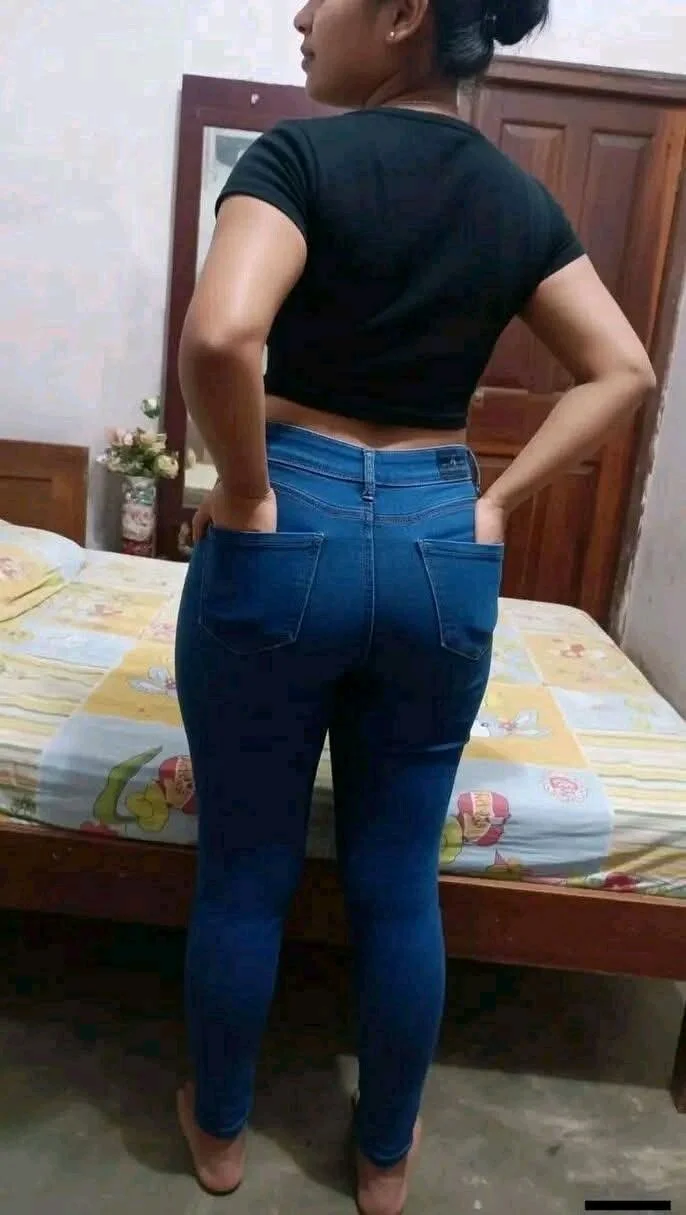 thushara12 live webcam