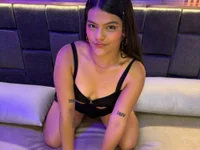 XXX chat uživo modela NIKIBUNNY