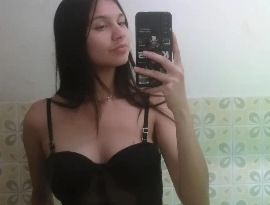 Emmiicute offline XXX-chat