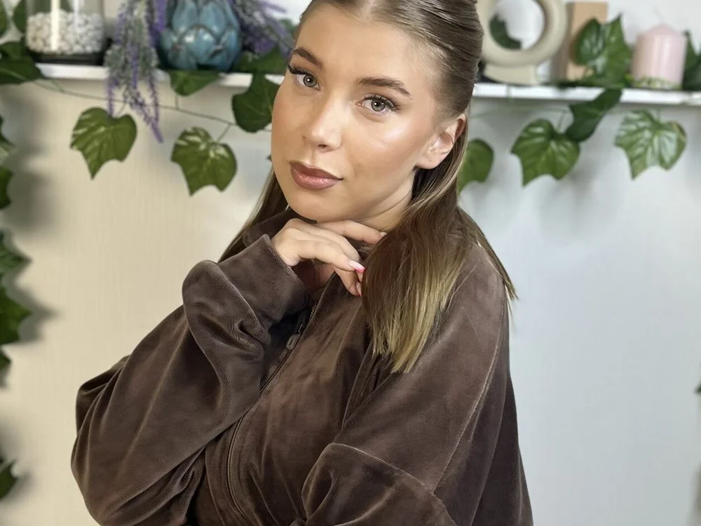 GraceHickss' Offline XXX Chat