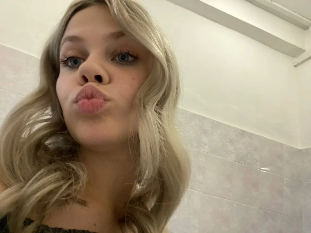 Chat +18 off-line de RoyalNovaX